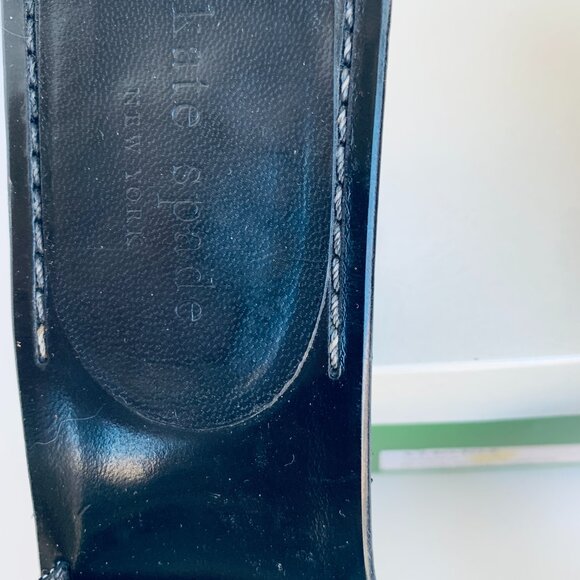 Kate Spade Myrna Sandal Black White Ribbon Stripe Size 8 M - Picture 8 of 9